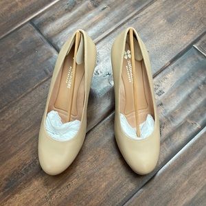 Naturalizer Michelle heels